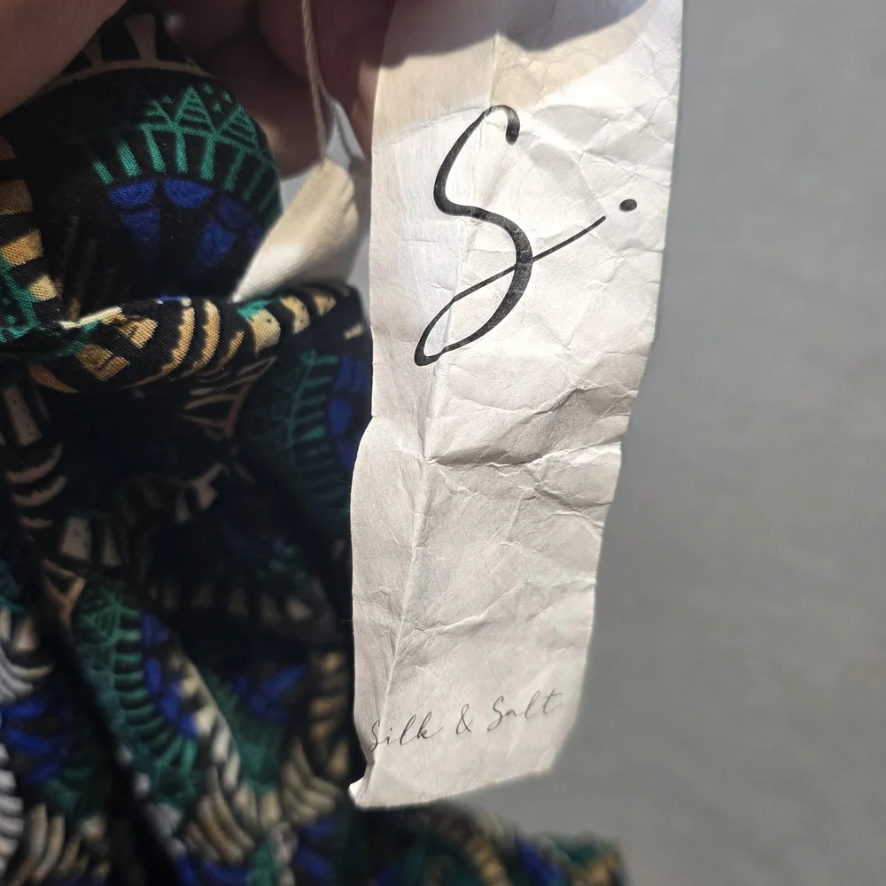 Silk & Salt NWT Elegant Blue and Green Patterned Wrap Dress Small PTP 19 - Picture 5 of 7